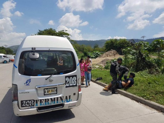 Policía frustra asalto a bus en SPS y detiene al supuesto ladrón