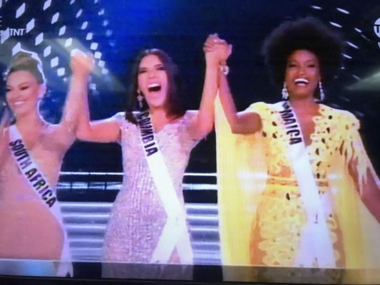 Las tres finalistas del Miss Universo