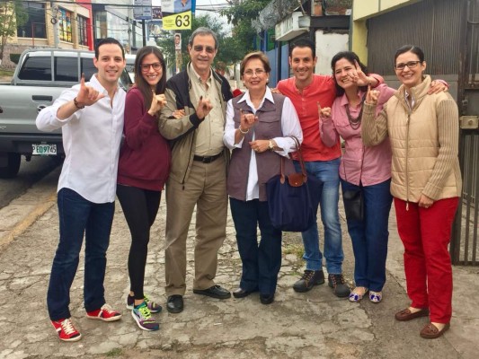 Estos son los parientes de los políticos que ya han votado