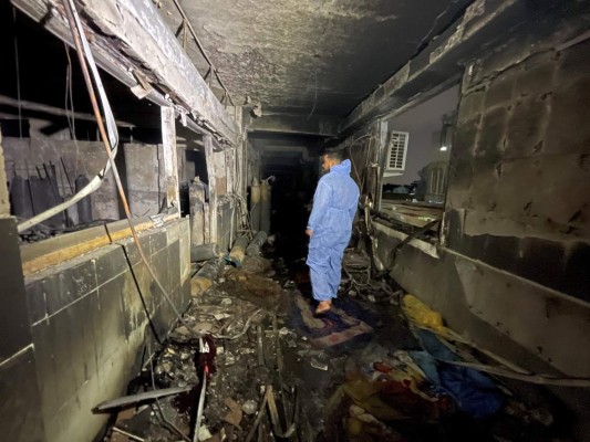 Tragedia en Irak: al menos 82 muertos tras explosión en hospital con pacientes de covid-19
