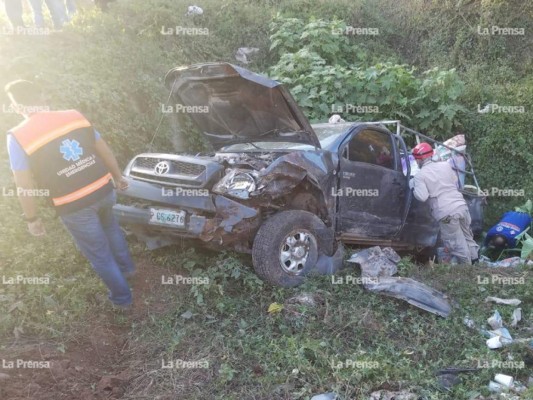 Al menos seis heridos deja el volcamiento de un pick up en Copán