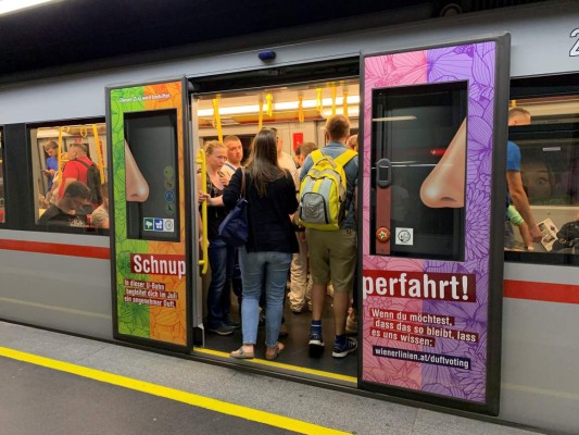 Viena 'perfuma' sus trenes de metro para evitar los malos olores en verano