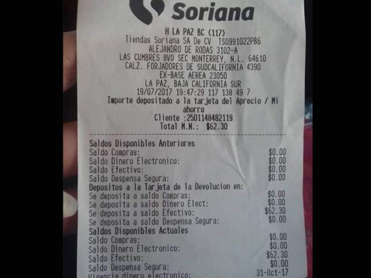 Mujer compró una dona y encontró insólito ingrediente