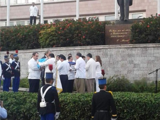 Desde muy temprano se iniciaron actos del 193 Aniversario de Independencia Patria