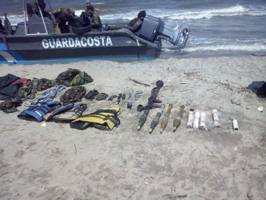 Tres navales heridos deja un enfrentamiento con narcos