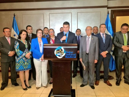 La Corte de Honduras rechaza presiones y defiende independencia