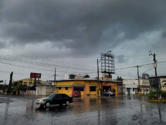 Tormentas seguirán por unión de humedad del Caribe y el Pacífico