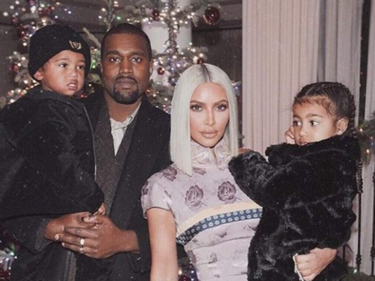 Kanye West prefiere a Kim Kardashian rubia