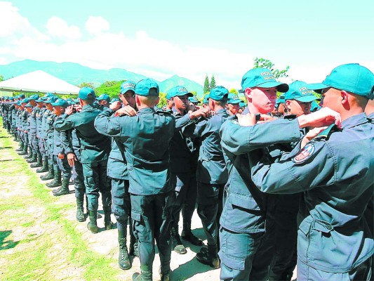 En tres años habrá 7 mil policías más en Honduras
