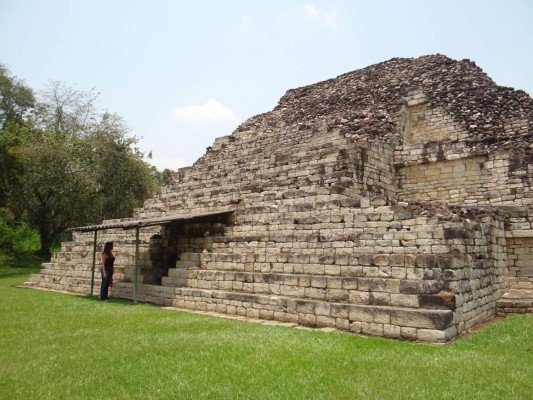 Honduras inaugura museo virtual en parque arqueológico