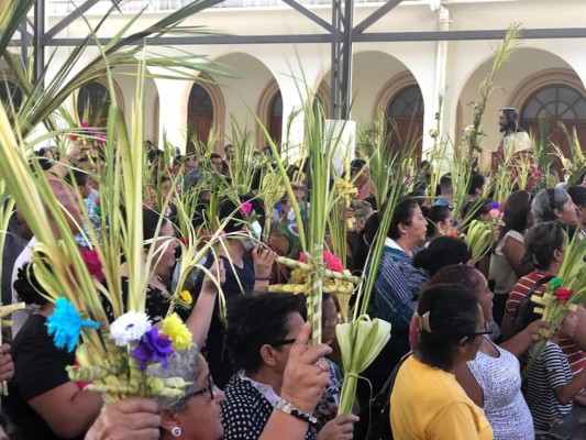 Sampedranos recuerdan la entrada de Jesús a Jerusalén hoy Domingo de Ramos