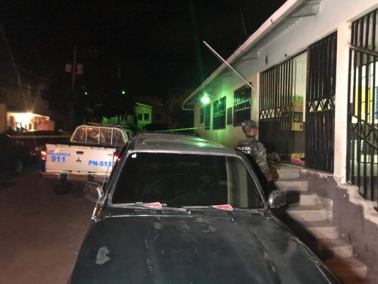 Tegucigalpa: matan a tiros a padre y su hijo en centro de salud