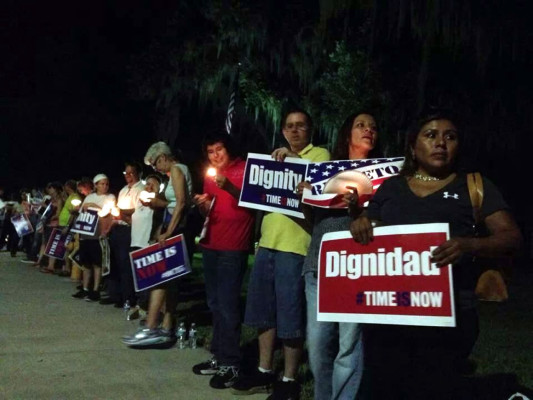 Hondureños marchan en Miami pidiendo reforma migratoria