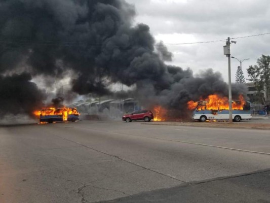 A audiencia inicial estudiantes sospechosos de quemar tres buses en Tegucigalpa