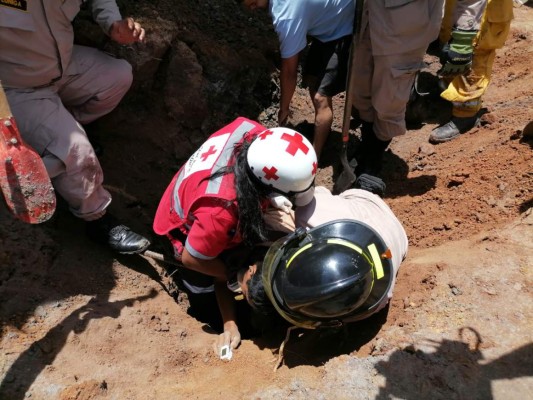 Un obrero muere soterrado en construcción de Sabanagrande