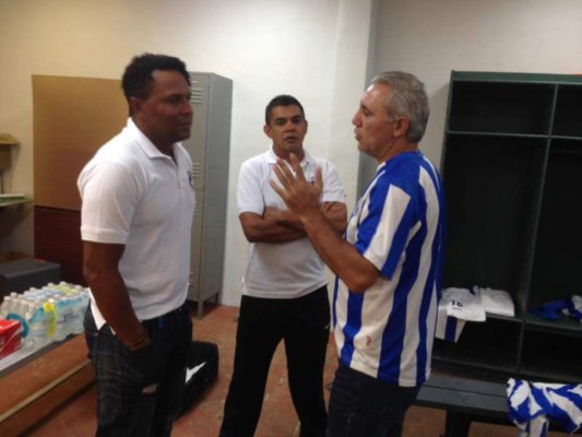 Leyendas del fútbol hondureño se enfrentarán a Hristo Stoichkov