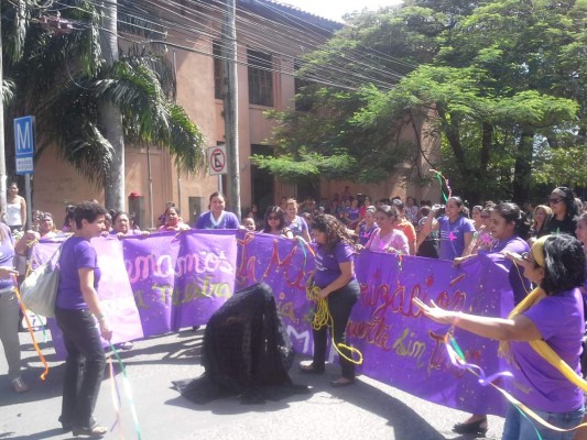 Exigen que se frene la violencia contra las mujeres en Honduras