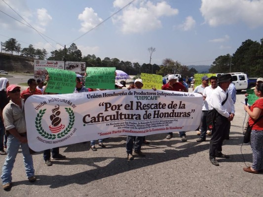 Claman por suspensión de impuestos