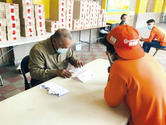 Cobra fuerza tesis de que se podrá votar con las dos cédulas en las generales