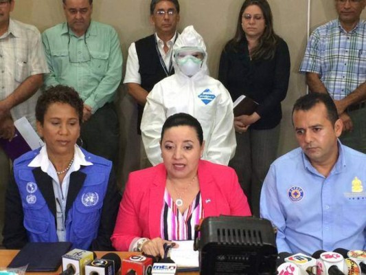 OPS dona a Honduras 150 trajes contra el virus del ébola