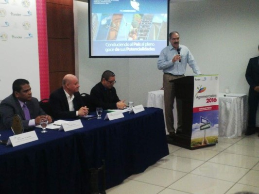 Lanzan bases para la tercera edición de la feria de agromercados en Honduras