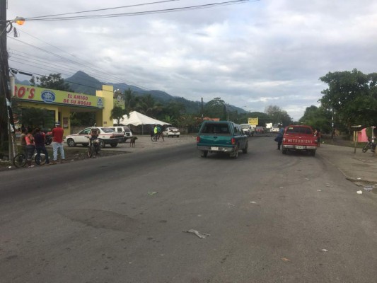 Habilitan paso entre La Ceiba y San Pedro Sula