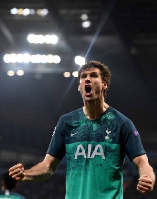 De manera eufórica, así celebró Fernando Llorente su gol al Manchester City.