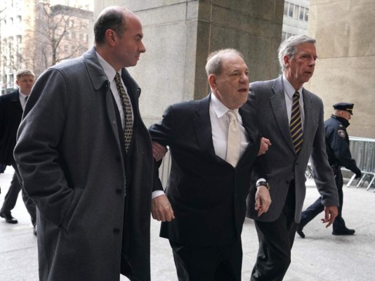 Harvey Weinstein trasladado a la dura prisión de Rikers tras operación cardíaca