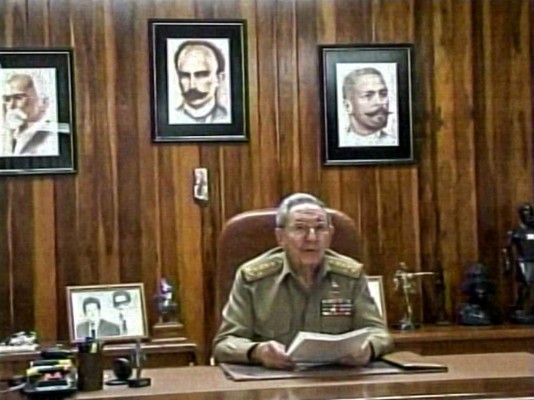 Analistas advierten que se acabaron las excusas para Raúl Castro