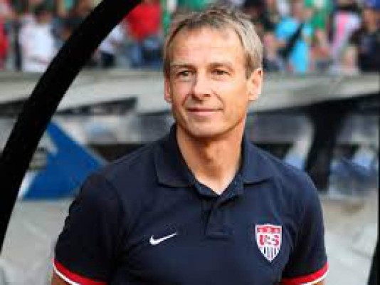 Jurgen Klinsmann, fuerte candidato para dirigir a Inglaterra