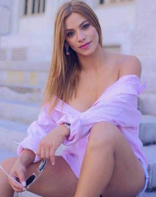 Iveth fue modelo y bailarina para el programa de televisión ‘Fantástiko’ de Televicentro.