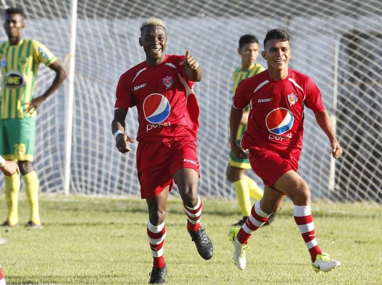 El Villanueva FC se bajó al Parrillas One y es el primer finalista del Ascenso