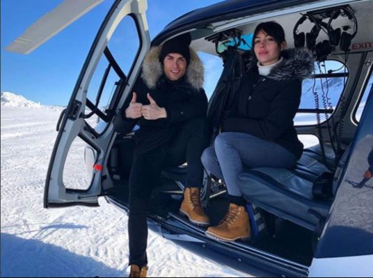 Cristiano Ronaldo y Georgina Rodríguez y su romántica escapada a la nieve