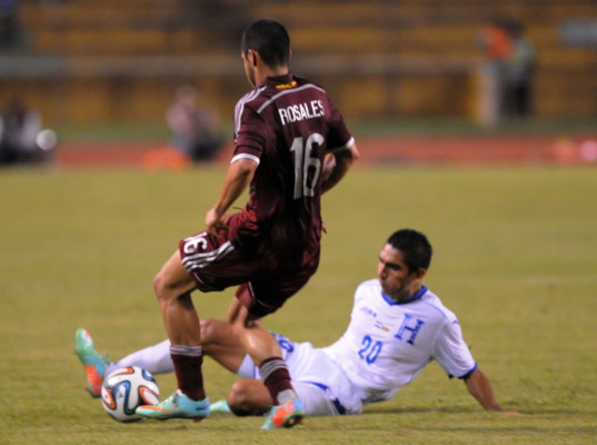 Honduras cumplió y ganó a Venezuela en su despedida