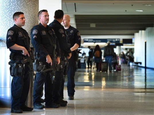 EUA resguardan millones de viajeros tras amenazas terroristas