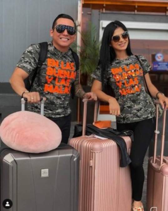 Después de la boda la pareja publicó esta imagen antes de salir de México rumbo a sus lujosas vacaciones en Dubái.