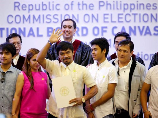 Manny Pacquiao logra un puesto en el senado filipino