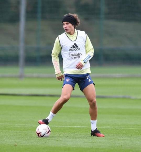 David Luiz - El defensor brasileño no seguirá en las filas del Arsenal para la próxima campaña. Foto Facebook David Luiz