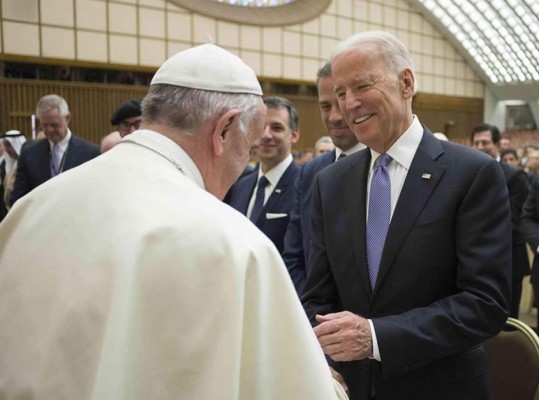 El papa Francisco y Biden piden un 'compromiso global' contra las enfermedades raras