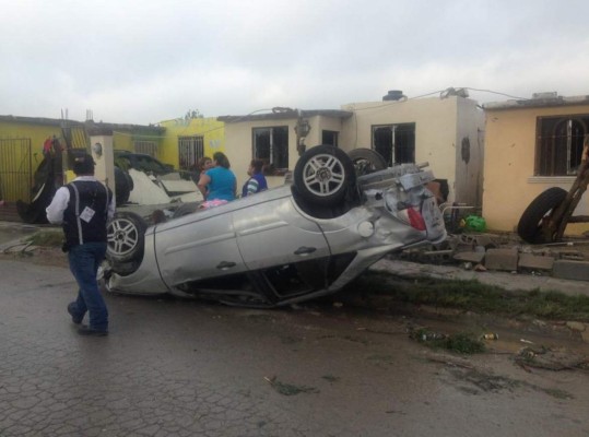 Devastador tornado deja al menos 11 muertos en México