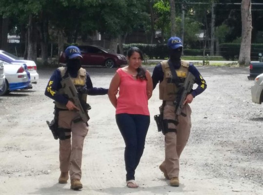 Presentan a una supuesta extorsionadora en San Pedro Sula