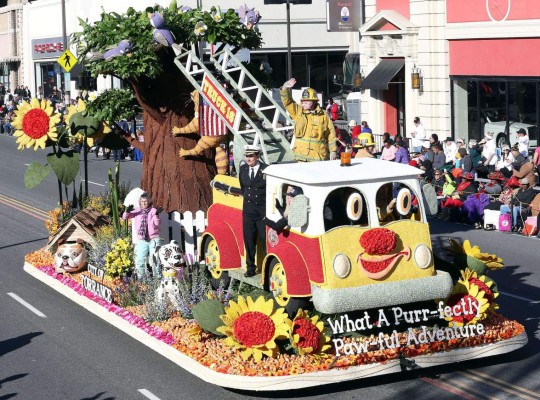 PASADENA, CA - JANUARY 01: The City of Torrance float winner of the Princess' Award on the parade route during the 127th Tournament of Roses Parade Presented by Honda on January 1, 2016 in Pasadena, California. Frederick M. Brown/Getty Images/AFP== FOR NEWSPAPERS, INTERNET, TELCOS & TELEVISION USE ONLY ==