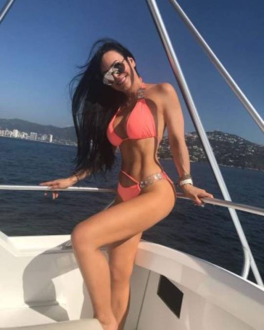 Cabe recordar que a principios de este año Maribel Guardia publicó otra foto en bikini, para desear un 2018 a sus fans.