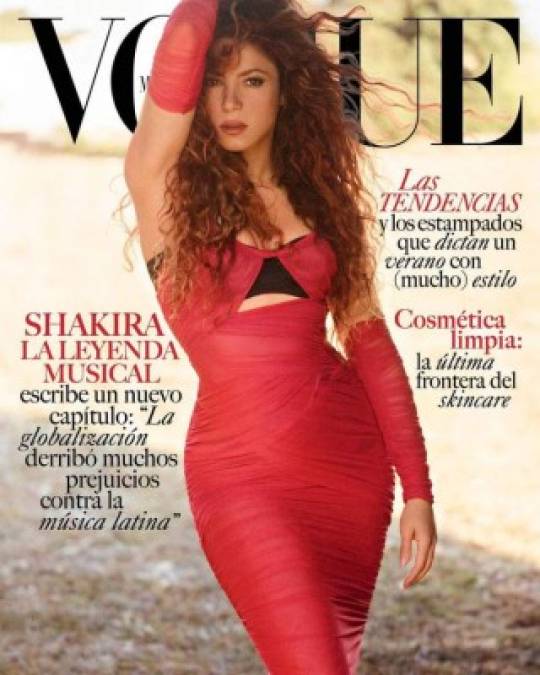 La intérprete colombiana posó por primera vez para Vogue México, revista en la que aprovechó para hablar sobre sus looks más icónicos y sus próximos planes, que incluyen lanzar un nuevo sencillo en julio, que será un adelanto del EP que planea publicar en 2022.