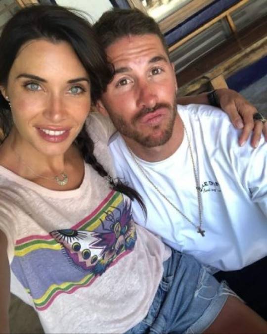 La presentadora Pilar Rubio vive sin duda una de las etapas más satisfactorias y prolíficas de su vida a todos los niveles, ya que además de su reciente regreso al programa del que es colaboradora, 'El Hormiguero', de su condición de madre de tres retoños y de la boda con la que, en el futuro cercano, pondrá el broche de oro a su historia de amor con Sergio Ramos,