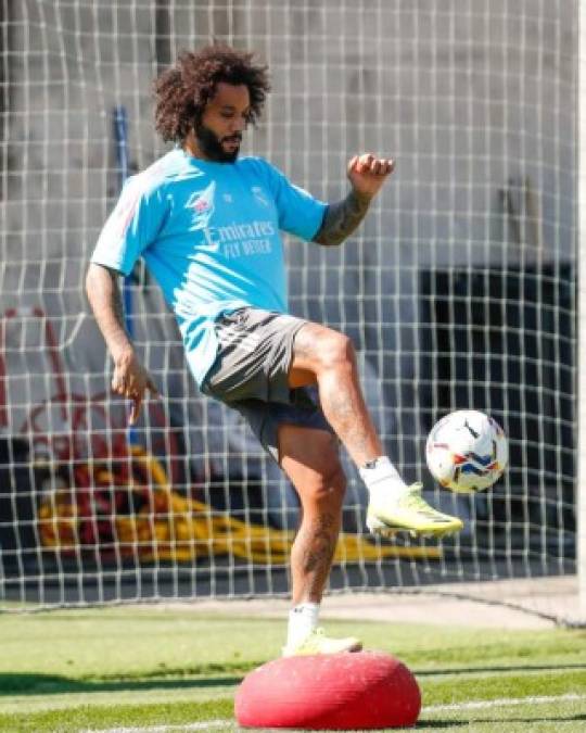 Además de fichajes, Florentino Pérez planea una limpieza con la salida de algunos jugadores. Medios señalan que el brasileño Marcelo Vieira estaría dejando al Real Madrid. Foto Facebook Real Madrid.