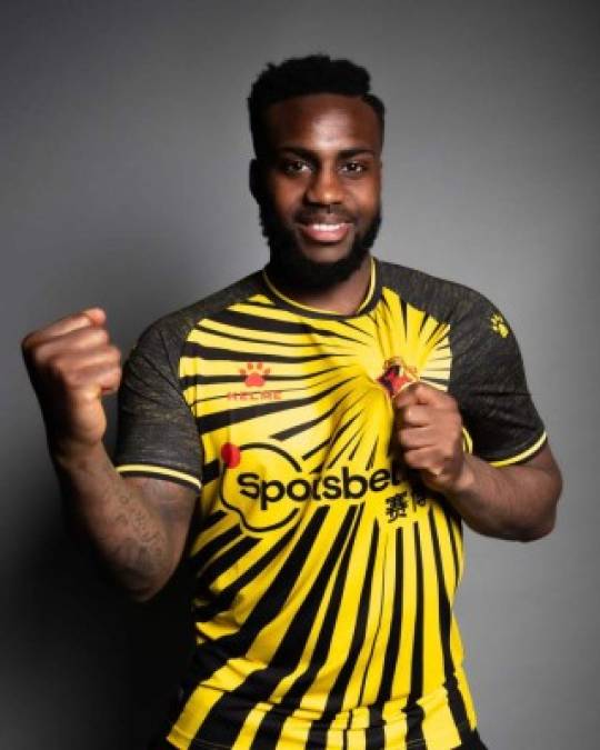 El Watford ha hecho oficial la contratación de Danny Rose que llega al club como agente libre tras dejar el Tottenham Hotspur, club al que ha pertenecido durante 14 años. El defensa inglés firma dos temporadas con los Hornets, equipo en el que ya estuvo cedido cuando tenía 19 años.