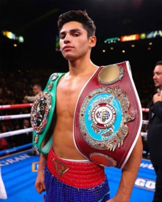 Ryan García, gran promesa invicta del boxeo, es actual campeón de los pesos ligeros.