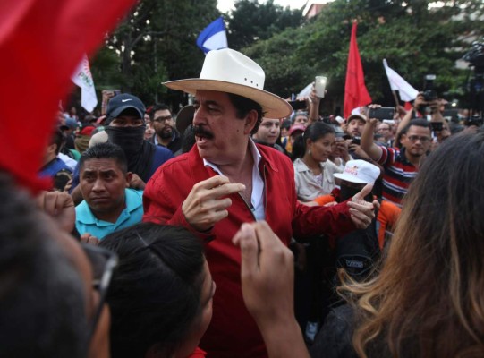 Manuel Zelaya dice que la OEA le 'está endulzando el oído a Nasralla”