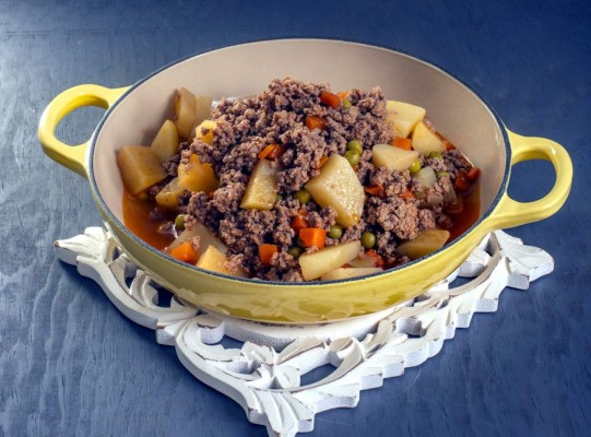 Cómo hacer carne de res molida con papas